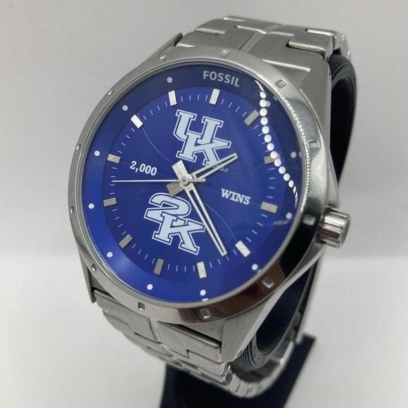 Limited Edition Men’s Fossil Kentucky Wildcats 2000 Wins Silver Tone Watch RUNS